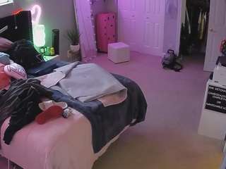 voyeurcam-house-charleys-room webcam model stream image
