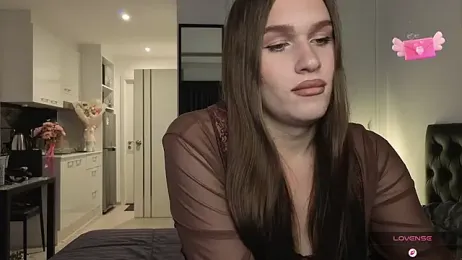 SophieTrner webcam model stream image