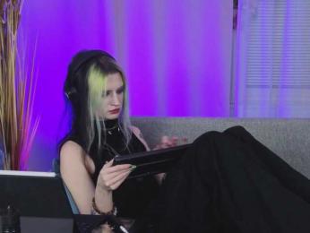 ToxicKittyy webcam bongacams model stream image