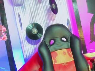 suzume-mendez webcam model stream image