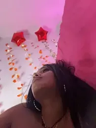 AlisonHoot69 webcam preview