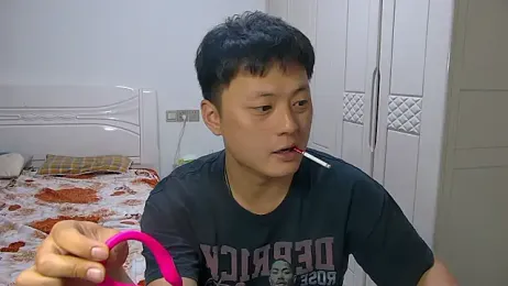 Chocolates-001 webcam model stream image