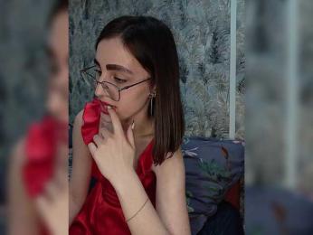 kiska-kira webcam model stream image