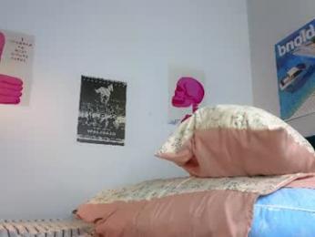 smoothnesss webcam model stream image