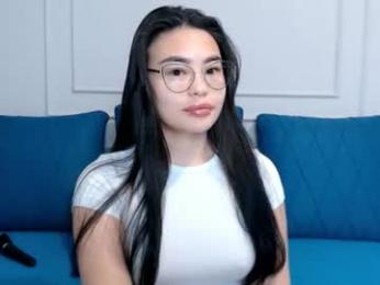 little_v1rgin_angel webcam chaturbate model stream image