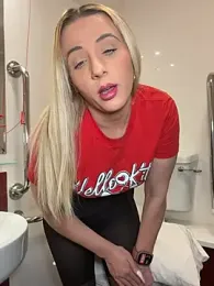 Strongqueen webcam model stream image