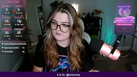 Briieverly webcam model stream image