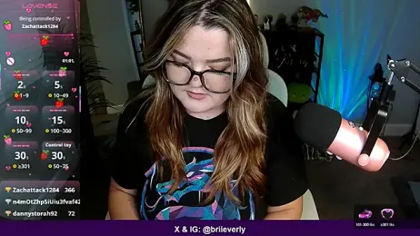 Briieverly webcam model stream image