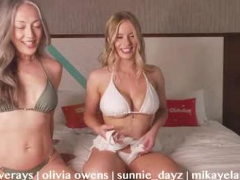 saraloverays webcam model stream image