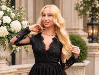 AnastasiaYvi webcam model stream image