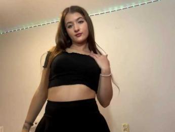 nessy-messy webcam bongacams model stream image