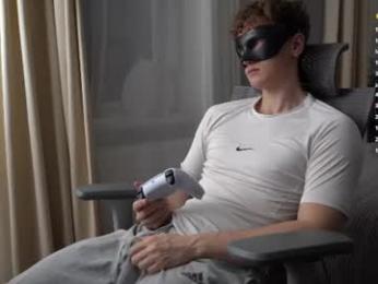 maestro3369 webcam model stream image