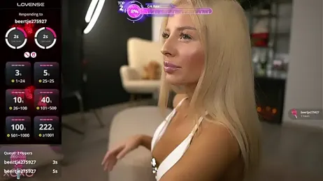 SerenaNoir webcam model stream image