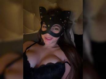 MilanaMila webcam model stream image
