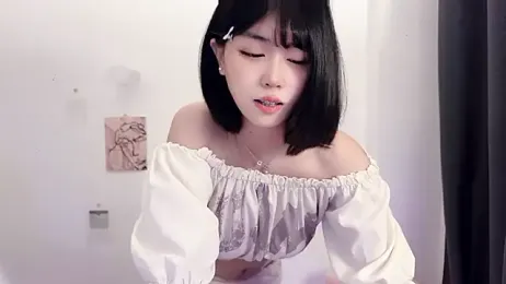Kitteovo webcam stripchat model stream image