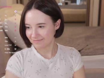 MissEssie webcam bongacams model stream image