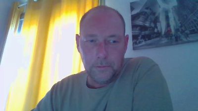 gentleman235 webcam cam4 model stream image