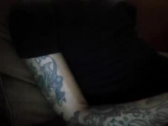 bertdollaz757 webcam model stream image