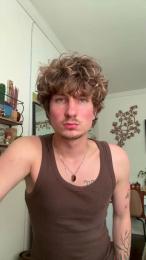 ShortTwink webcam model stream image