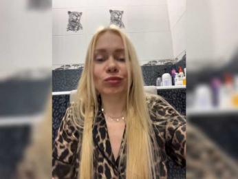 MirandaNow webcam model stream image