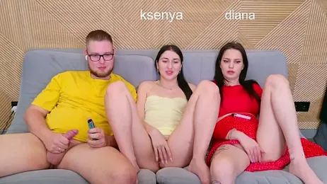 Ksenny webcam stripchat model stream image