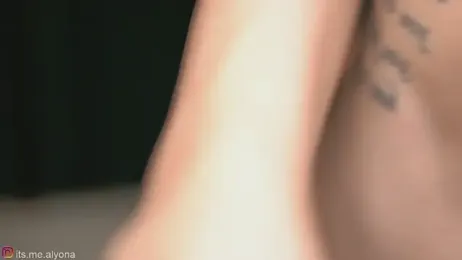 Alyonaqueen_ webcam stripchat model stream image