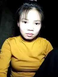 derylove_ webcam model stream image