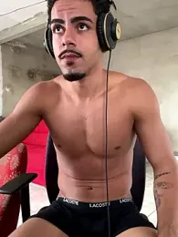 menoquarenta webcam model stream image