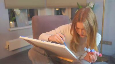 LeonidaDomek webcam cam4 model stream image