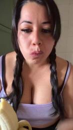 Mikela_ webcam model stream image