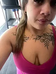 kahreal webcam stripchat model stream image