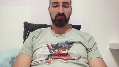 v1c70r1985 webcam cam4 model stream image