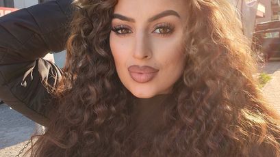 VallerieJones webcam model stream image