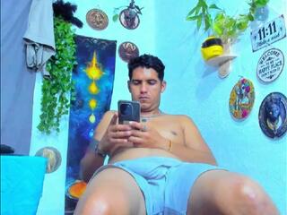 Zac Gray webcam model stream image