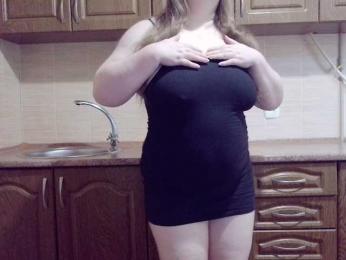 MiraKiss1 webcam bongacams model stream image