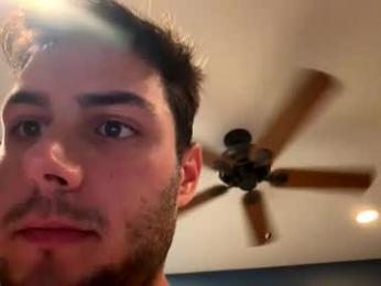 leaderzac webcam model stream image