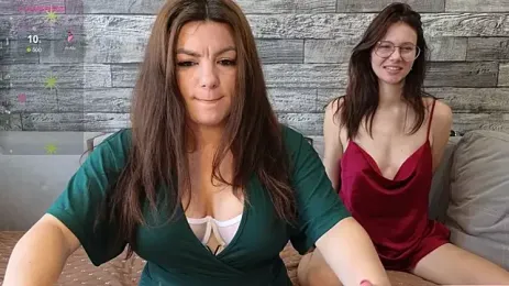 Vika_loves_you webcam model stream image
