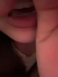 Coconut_milk webcam model stream image