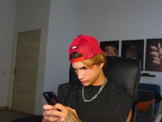 Denis Wu webcam flirt4free model stream image