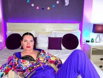 Hungryforme webcam model stream image