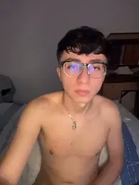 CamiRojas_boy webcam preview