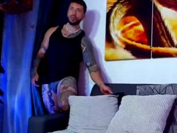 dave_max93 webcam model stream image