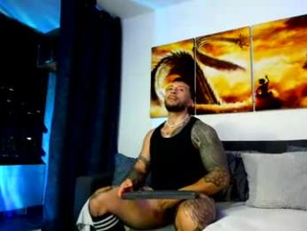 dave_max93 webcam model stream image