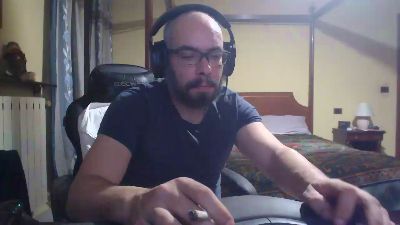 miktrent1 webcam model stream image