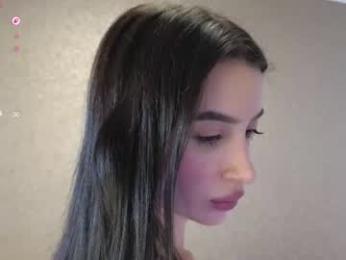 totallytiny_ webcam model stream image