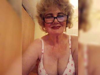 BoloshkaBlonda webcam model stream image
