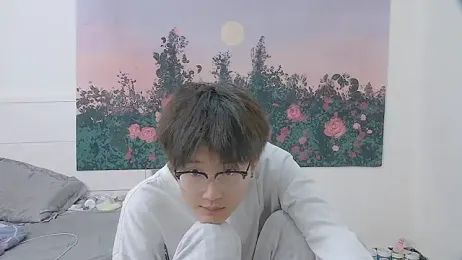 KK-cuteboy webcam model stream image