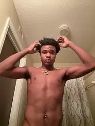 Bigdicktrick227 webcam model stream image