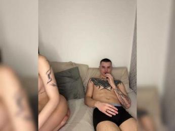 AAOneLove webcam model stream image