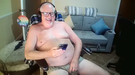 superbearboss webcam model stream image
